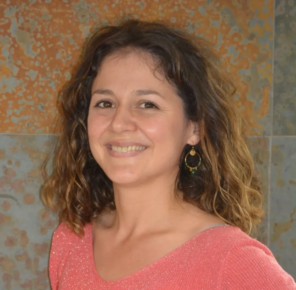 Elodie PIQUENOT - Ateliers d'éveil corporel et sensoriel